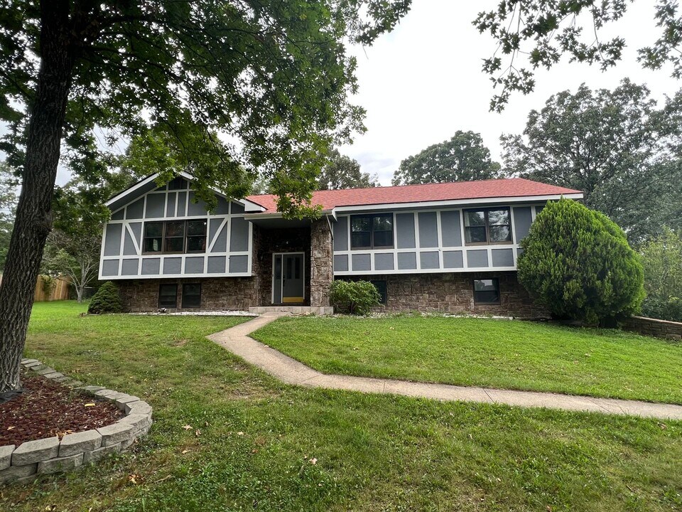 109 Lasalle in Waynesville, MO - Building Photo