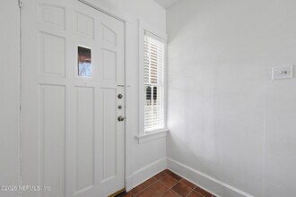 1625 Seminole Rd in Jacksonville, FL - Building Photo - Building Photo