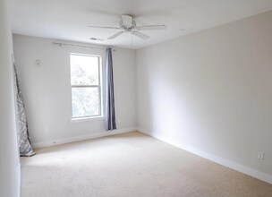 630 Calvert St in Charlotte, NC - Building Photo - Building Photo