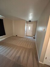 10132 W Jonen St in Milwaukee, WI - Building Photo - Building Photo