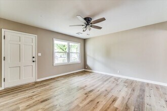 804 S Bleckley Dr in Wichita, KS - Building Photo - Building Photo