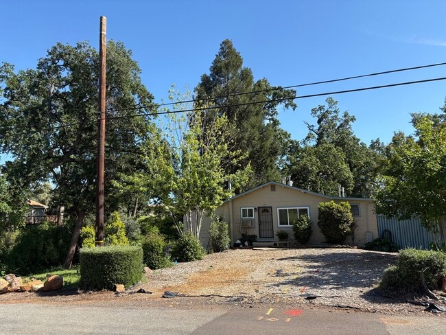 property at 762 Roe Rd