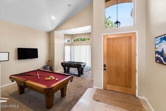 5512 E Campo Bello Dr in Scottsdale, AZ - Building Photo - Building Photo