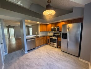 5839 River Walk Cir in Newburgh, IN - Building Photo - Building Photo