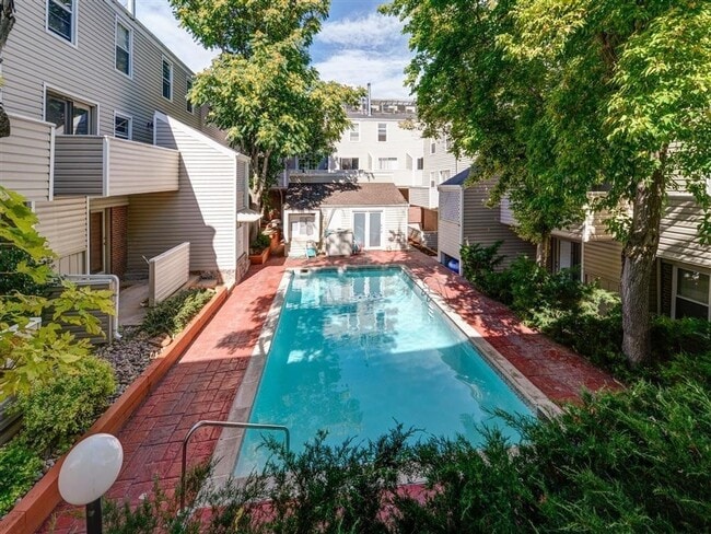 property at 1111 Maxwell Ave