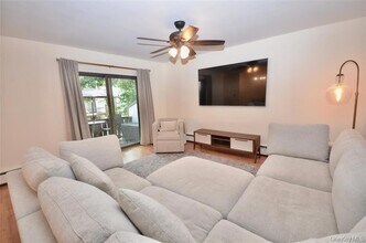 99 Richmond Blvd, Unit 3A in Ronkonkoma, NY - Building Photo - Building Photo