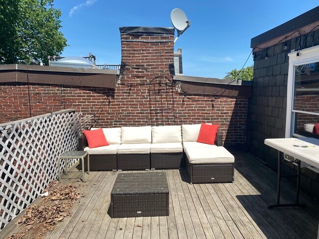 75 Dartmouth St, Unit ph