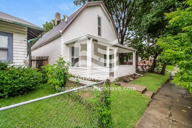 520 N Gladstone Ave in Indianapolis, IN - Foto de edificio - Building Photo