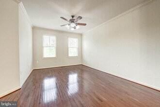 42230 Castle Ridge Square in Ashburn, VA - Building Photo - Building Photo