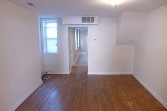 512 S Wolfe St in Baltimore, MD - Foto de edificio - Building Photo