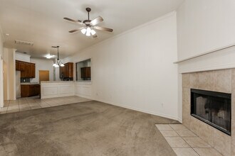 4050 Cottage Park Ct in Arlington, TX - Building Photo - Building Photo