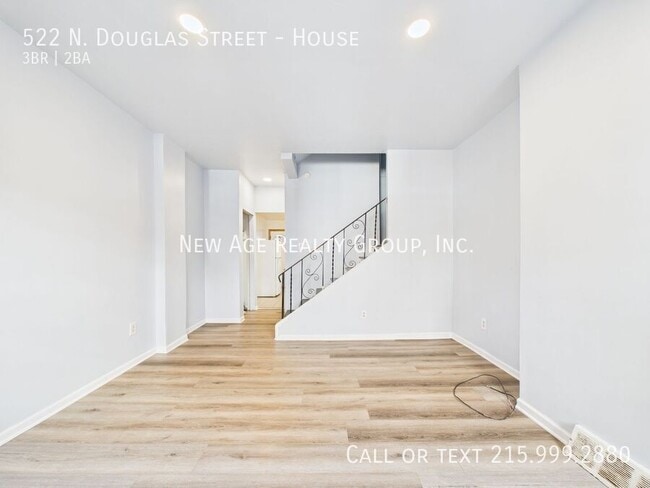 522 N Douglas St in Philadelphia, PA - Building Photo - Building Photo