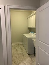 5664 Norway Spruce Dr in Shelby Township, MI - Foto de edificio - Building Photo