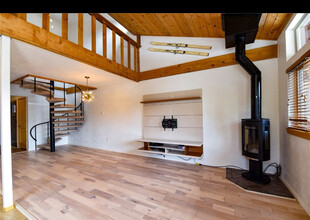 166 S Fuller Placer Rd, Unit Wood Glen condos #1 in Breckenridge, CO - Building Photo - Building Photo