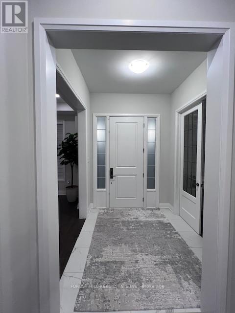 171 Timberline Trail in Aurora, ON - Building Photo - Building Photo