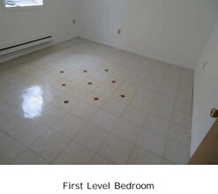 312 W 4th Ave in Roselle, NJ - Building Photo - Building Photo
