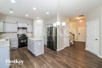 171 Foggy Creek Ln in Hiram, GA - Foto de edificio - Building Photo