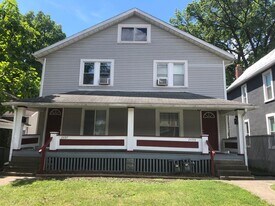 2497-2499-2499 Adams Ave in Columbus, OH - Building Photo