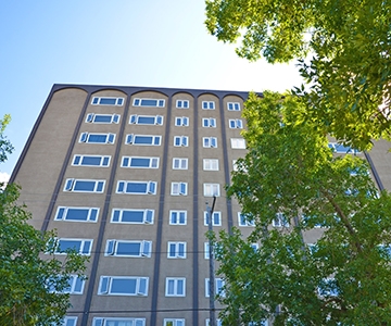 Oak Tower in Edmonton, AB - Building Photo