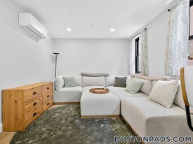 176 Salem St in Boston, MA - Building Photo