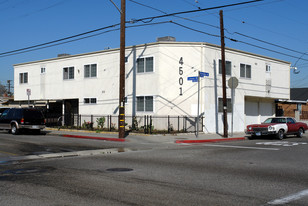 4501 W Lennox Blvd Apartments