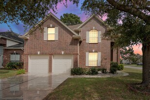 17102 Mountain Crest Dr in Spring, TX - Building Photo