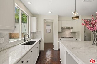 4928 Princess Dr in Agoura Hills, CA - Building Photo - Building Photo