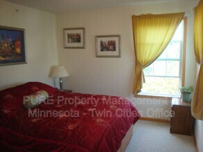 1209 Timber Way in Stillwater, MN - Building Photo - Building Photo