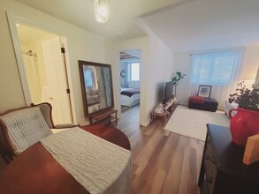 55 Whitmore Ln, Unit 2 in Stamford, CT - Building Photo - Building Photo