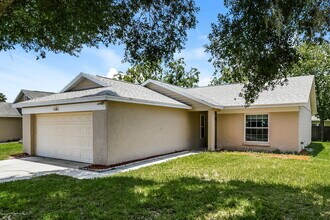 1136 Covington St in Oviedo, FL - Building Photo - Building Photo