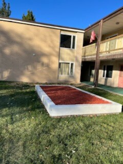 1004 18th St in Belleville, KS - Building Photo
