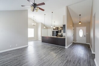 1423 Jenny Ln in Clarksville, TN - Building Photo - Building Photo