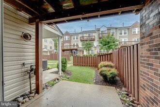 4047 Chetham Wy in Woodbridge, VA - Building Photo - Building Photo