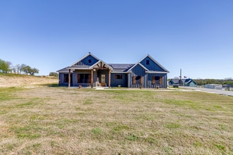 120 Cochran Rd in Weatherford, TX - Building Photo - Building Photo