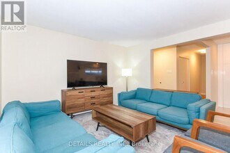 2176 Lambeth Walk in Ottawa, ON - Building Photo - Building Photo