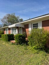 79 R J Kennedy Rd in Statesboro, GA - Building Photo - Building Photo