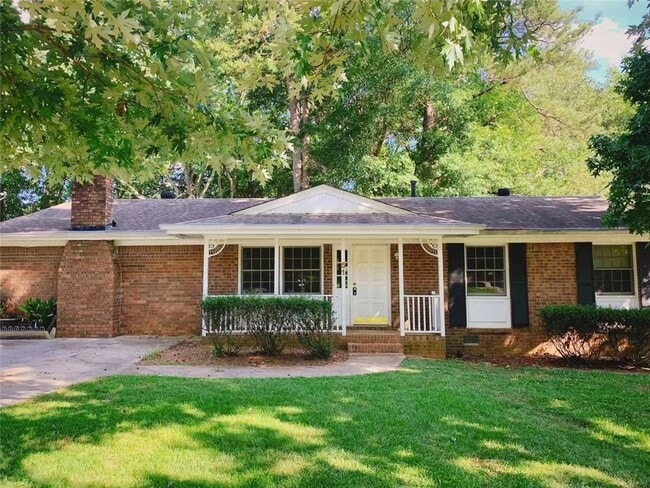 property at 51 Joans Ct