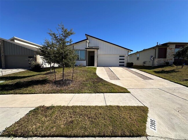 13905 Bavarian Forest Dr in Pflugerville, TX - Building Photo - Building Photo