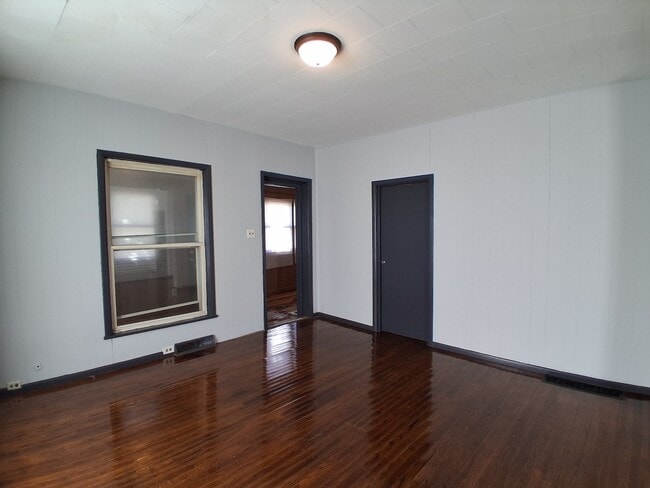 35 S Griffin St in Danville, IL - Building Photo - Building Photo