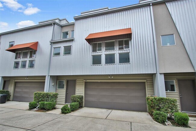 property at 319 Sydnor St