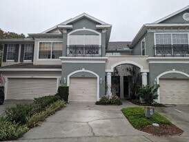 2142 Park Crescent Dr in Land O Lakes, FL - Building Photo