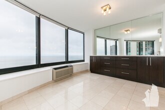 155 N Harbor Dr, Unit 4606 in Chicago, IL - Foto de edificio - Building Photo