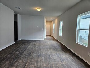 118 Bluestem Dr in Elgin, TX - Building Photo - Building Photo