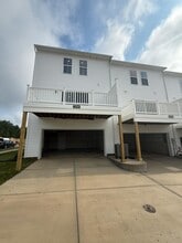 15390 Oasis Sun Aly in Midlothian, VA - Building Photo - Building Photo