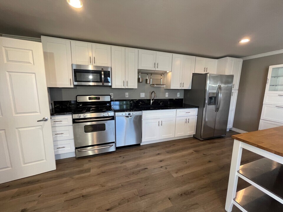 5535 Forbes Ave in San Diego, CA - Building Photo