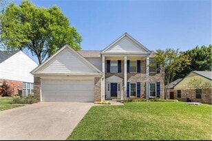 516 Arbor Oak Dr in Grapevine, TX - Building Photo