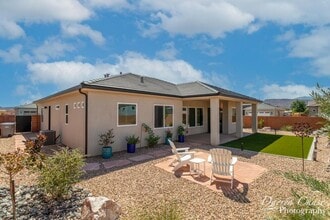 364 W Refuge Rd in Ivins, UT - Building Photo - Building Photo