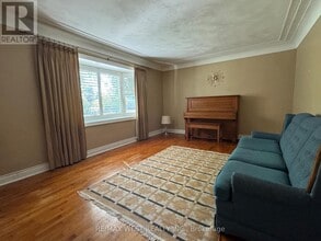535 Enfield Rd in Burlington, ON - Building Photo - Building Photo