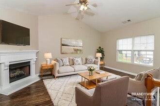 455 Boxelder Rd in Atlanta, GA - Building Photo - Building Photo