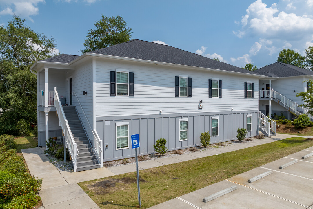 Petersburg Square Apartments in Augusta, GA - Building Photo